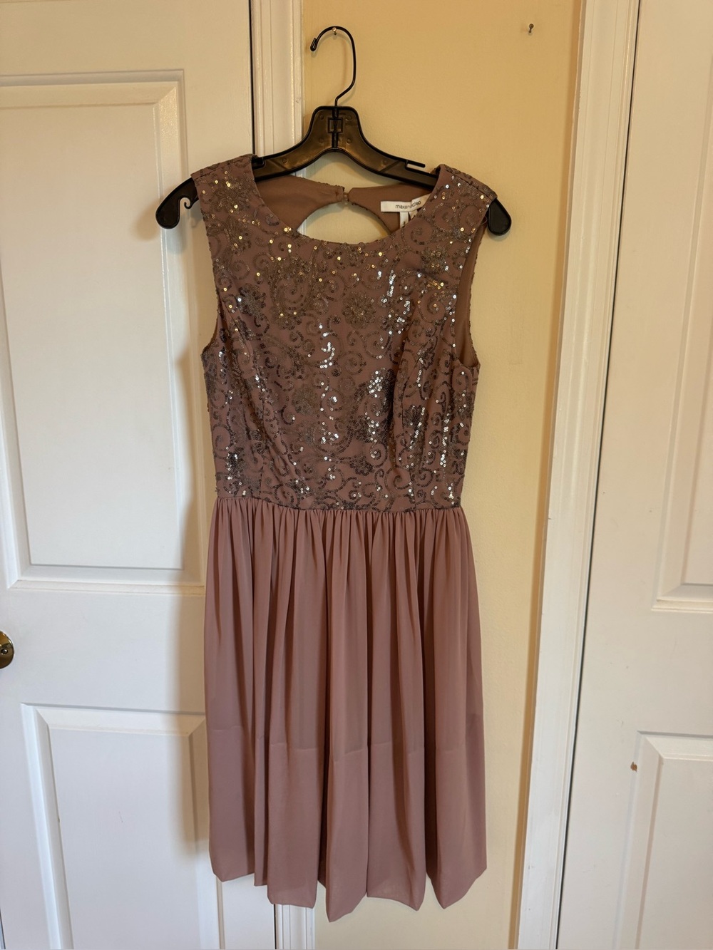 Max & Cleo Mauve Sequin Bodice Chiffon Skirt Dress